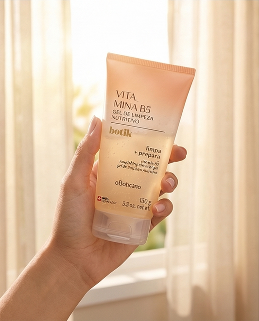 Gel nettoyant visage nourrissant Botik à la vitamine B5, 150 g